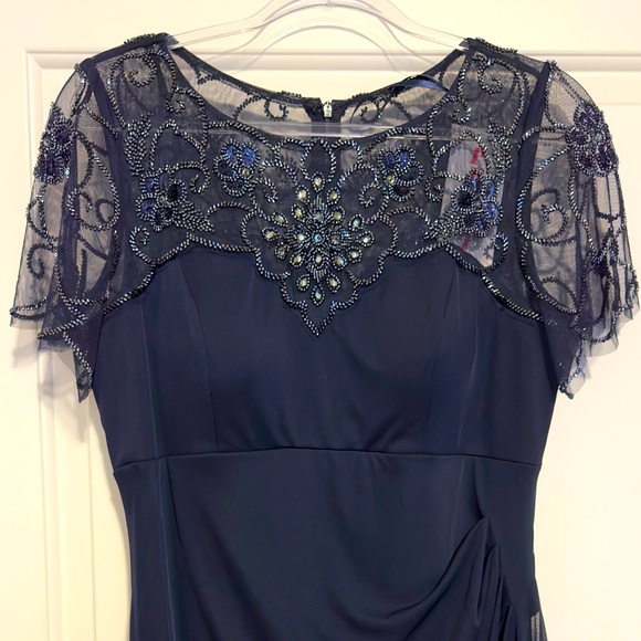 Xscape Dresses & Skirts - XScape floor length Gown Navy Blue
size 14 petite Flutter sleeves